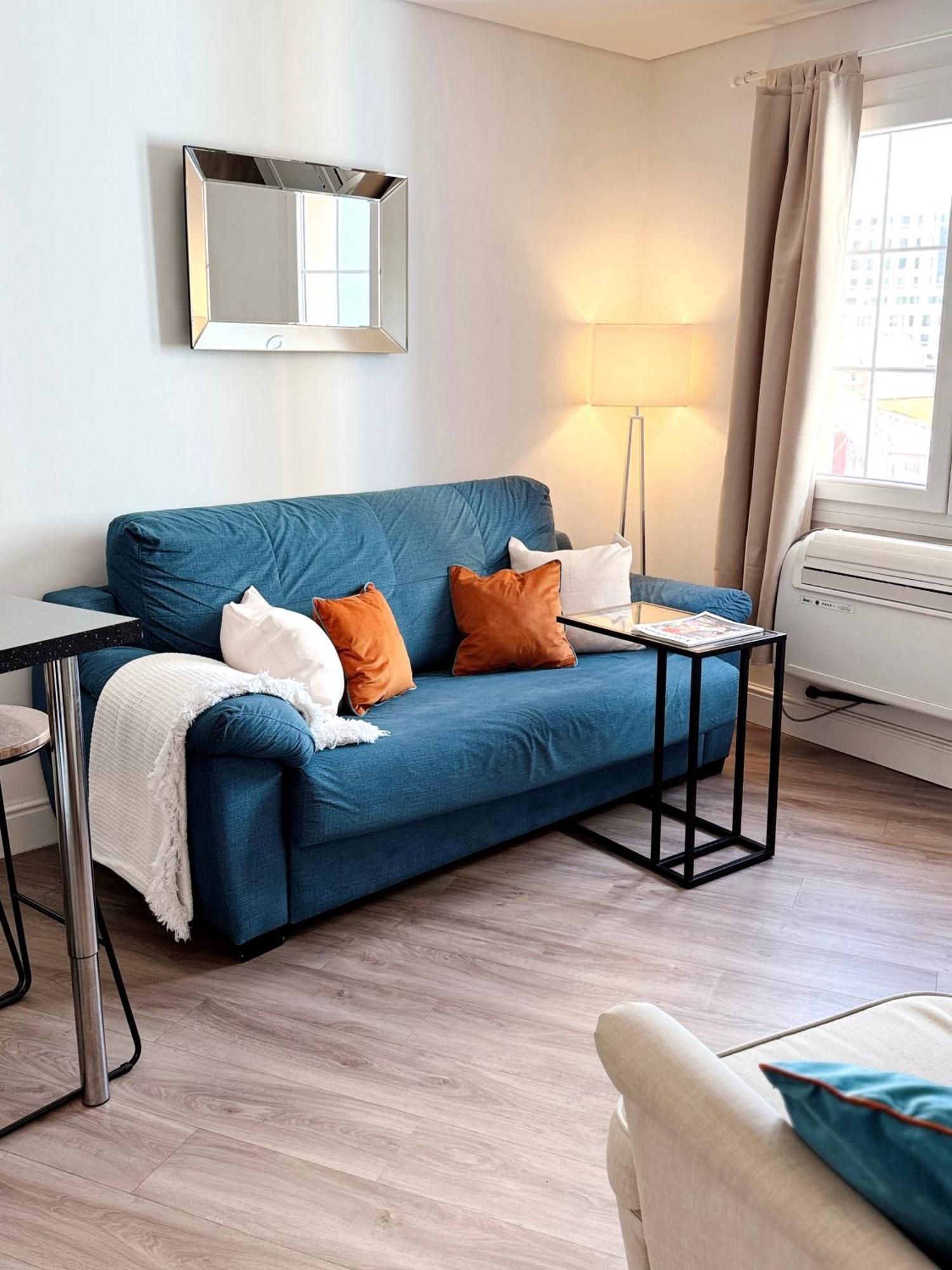 Deluxe City Centre Two Bedroom - Grand Central House 直布罗陀 外观 照片